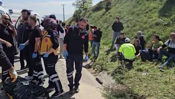 Yalova-Bursa yolunda kaza: Yolcu otobüsü devrildi, can kaybı var