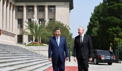 Azerbaycan Cumhurbaşkanı Aliyev, Çin’de resmi törenle karşılandı