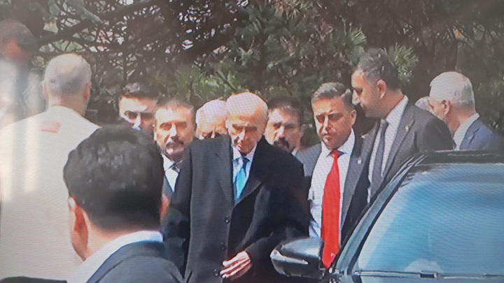 Devlet Bahçeli mesaiye başladı