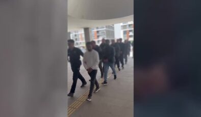 Polisin eş zamanlı baskınında firari 7 hükümlü yakalandı