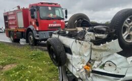 Şarampole devrilen hafif ticari araçtaki 4 kişi yaralandı