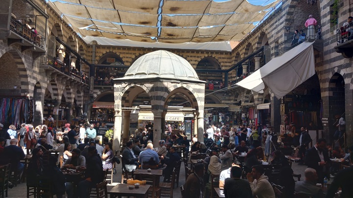 Tarihi Mekanlar Bahar ile Doldu Taştı
