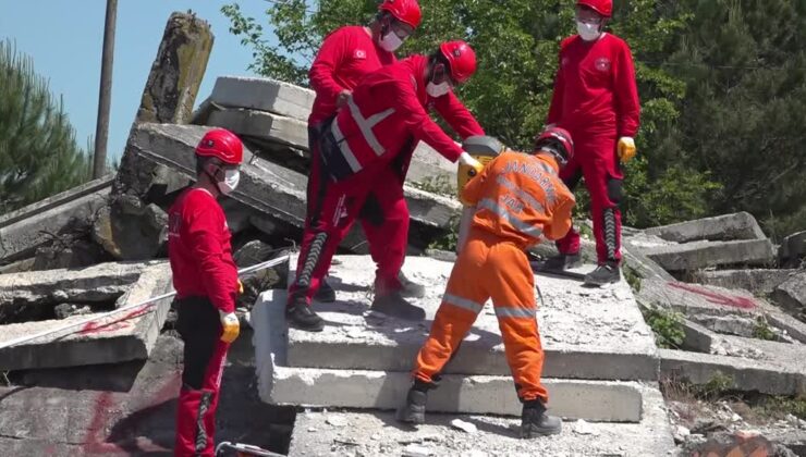 14 ilden ekiplerin katıldığı deprem tatbikatı başladı