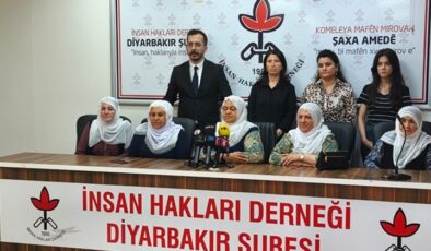 Barış Anneleri:”Türkiye’ye barış getirelim, birlikte yaşayalım.”