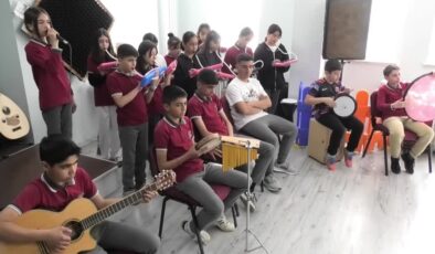 Bağlamadan kemana, öğrenciler müzikle geleceğe hazırlanıyor