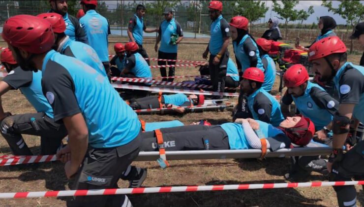 Batman’da UMKE personeline yönelik eğitim kampı düzenlendi