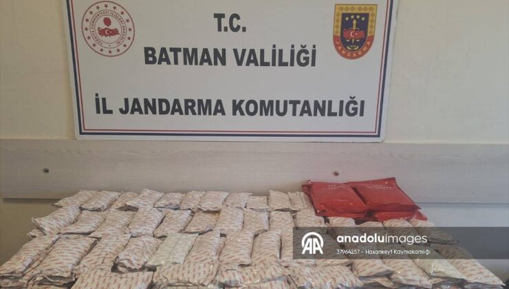 Batman’da gümrük kaçağı 53 kilogram nargile tütünü ele geçirildi