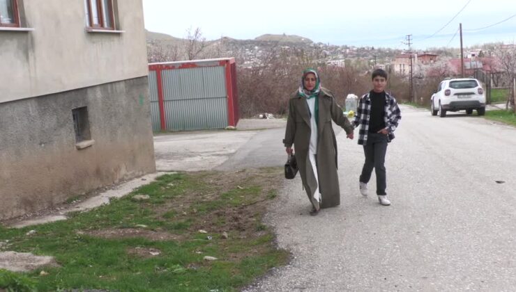 Van’da çizgi film etkisiyle balkondan atlayan Halit yürümeye başladı