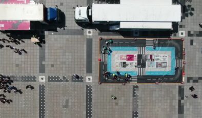 Çocuklar ve vatandaşlar jandarmanın trafik eğitim tırlarını deneyimledi