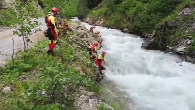 Dereye düşen 9 yaşındaki çocuk kayboldu