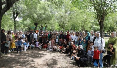 Diyarbakır’da Anneler Günü Etkinliği Düzenlendi