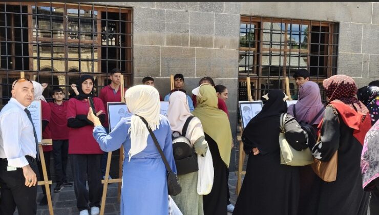 Diyarbakır’da öğrencilerden Ulu Cami’de anlamlı sergi