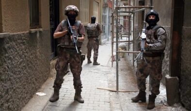 Diyarbakır’da uyuşturucu operasyonlarında 70 zanlı tutuklandı
