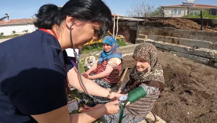 Ebeler köy köy gezerek sağlık taraması yapıyor