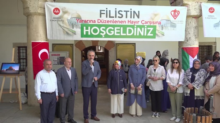 Filistin yararına hayır çarşısı açıldı