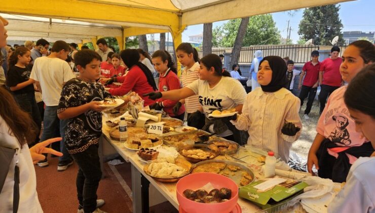 Gazze ve Doğu Türkistan için düzenlenen kermes ilgi gördü