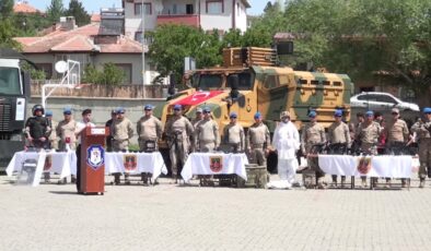 Öğrencilere jandarma araçları ve görevleri tanıtıldı