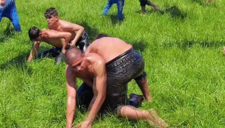 Geyikkoşan Yağlı Güreşleri’nde başpehlivan Özkan Yılmaz oldu