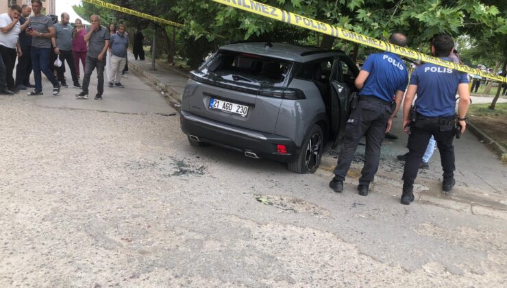 Gazla freni karıştırdı, vatandaşların arasına daldı: 1 ölü