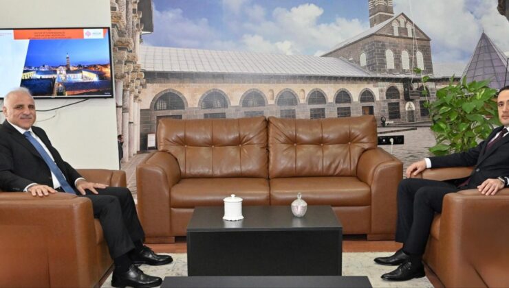 Vali Zorluoğlu’ndan Vakıflar Bölge Müdürlüğü’ne Anlamlı Ziyaret