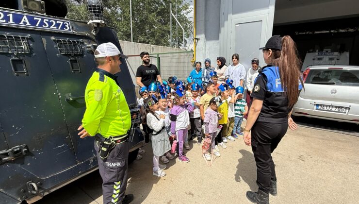 Miniklerden polis merkezine ziyaret