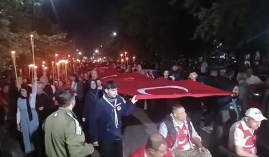 Diyarbakır’da Fener Alayı Düzenlendi