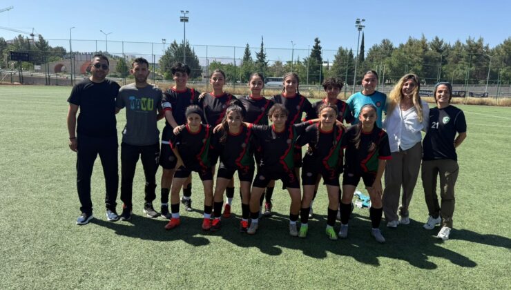 Kadın Futbol Takımı Play-Off’ta final oynayacak