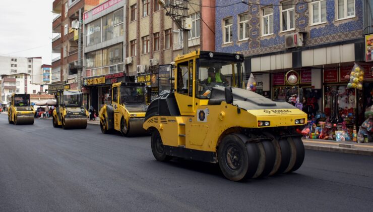 Emek Caddesi yenileniyor
