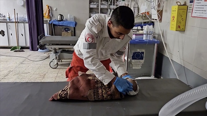İsrail’in düzenlediği saldırılarda 4’ü çocuk, 10 kişi hayatını kaybetti