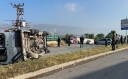 Kahramanmaraş’ta işçi servisi devrildi: 12 kişi yaralandı