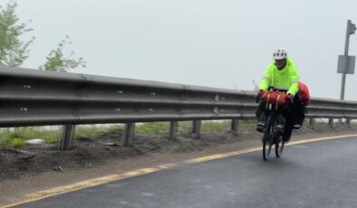 Bisikletiyle yollara düştü, umut olmak için 22 ülke geziyor