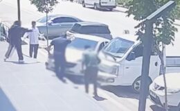 Kaldırımda yürürken otomobilin çarptığı 2 lise öğrencisi yaralandı