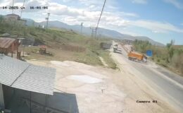 Kamyonla çarpışan motosikletin sürücüsü öldü