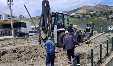 Kulp otogarı için 150 metrelik kanalizasyon hattı