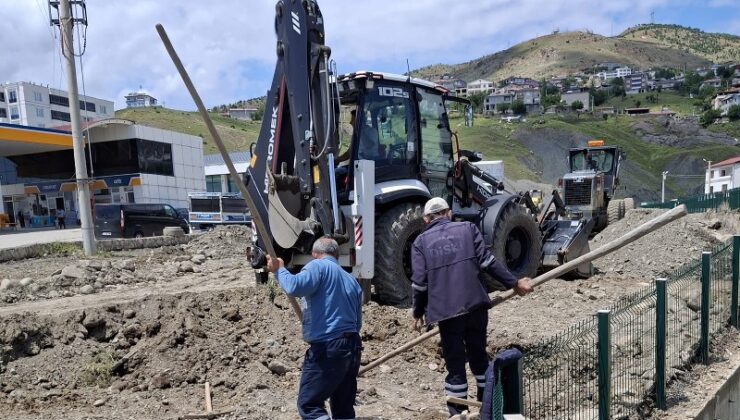 Kulp otogarı için 150 metrelik kanalizasyon hattı