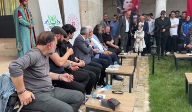 Mehmed Fetihler Sultanı dizisi oyuncuları, fetih kutlamaları kapsamında gençlerle buluştu
