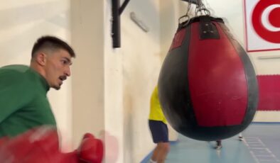 Milli boksör ve film oyuncusu Yunus Emre’nin çifte kariyer planı