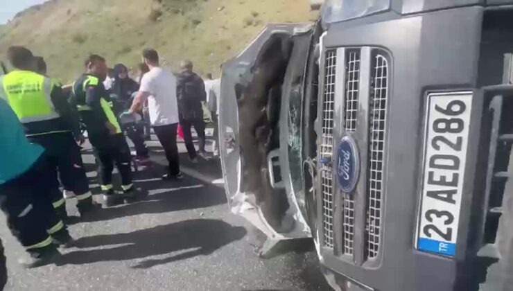 Minibüsün devrilmesi sonucu 7 kişi yaralandı