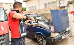Adıyaman’da yanan otomobilde hasar oluştu