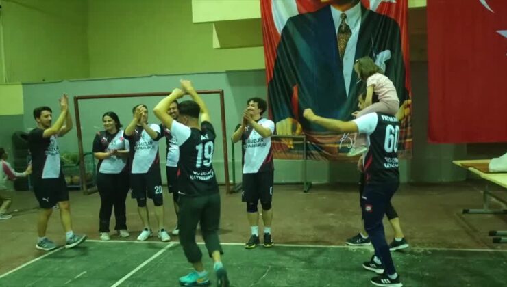 Gençlik Haftası’nda voleybol coşkusu: Kaymakamlıkspor kazandı