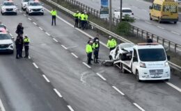 Otomobilin otobüse çarpması sonucu 1 kişi öldü