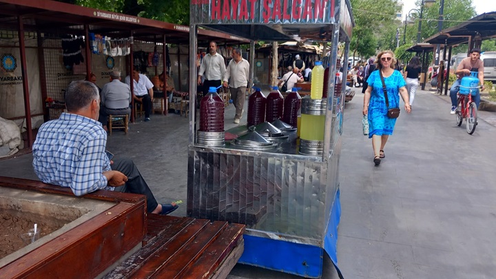 Şifa Deposu Acısız Şalgam Yok Satıyor!
