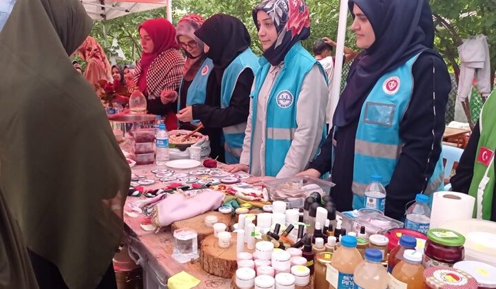 Sason’da Gazze yararına kermes düzenlendi