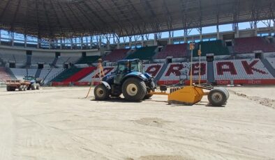 Diyarbakır Stadyumu’nda Yenileme Çalışmaları Tüm Hızıyla Sürüyor