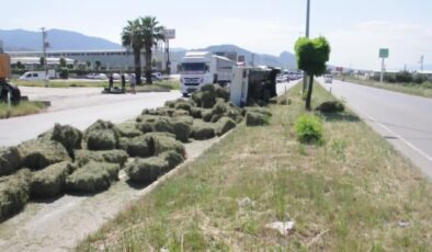 Takla atan kamyonetin sürücüsü yaralandı
