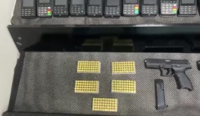 Tefecilik ve yasa dışı silah ticareti yapan 2 zanlı tutuklandı