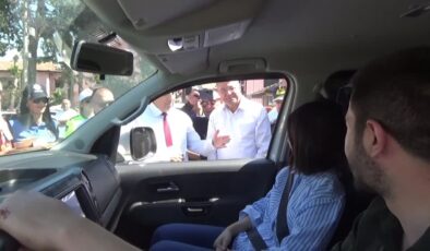 Trafik haftasında sürücülere tescilli yoğurt ve çilek ikramı