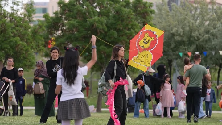 Başkentte “Kuşluk Dergi Uçurtma Şenliği” düzenlendi