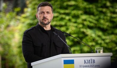 Zelenski: Ateşkesle ilgili Rusya’nın yanıtını bekliyoruz