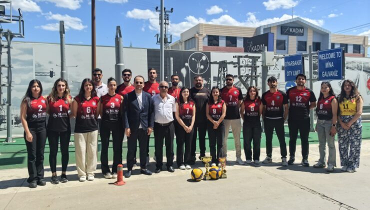 Şampiyon oyunculara destek